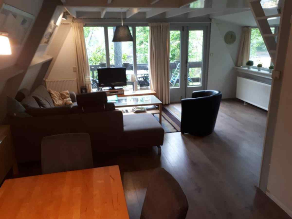 ARD108 - Wohnzimmer