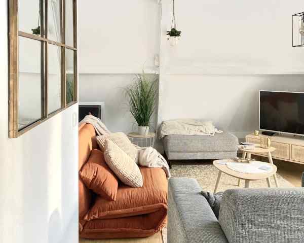 ARD150 - Living Room