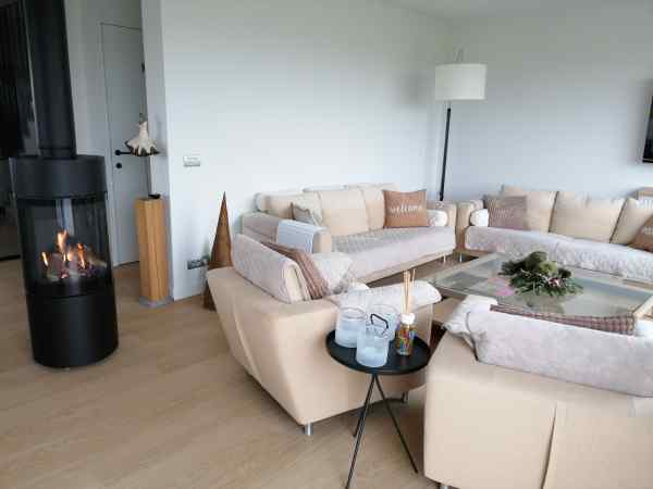 BK025 - Living Room