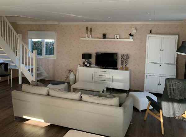 DG1090 - Living Room