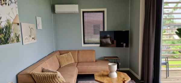 DG1435 - Living Room