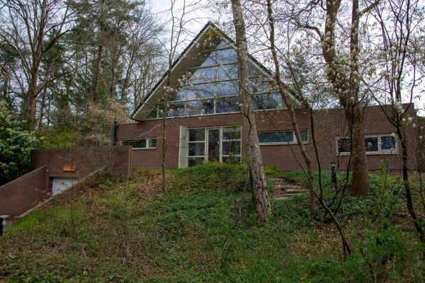 DG1903