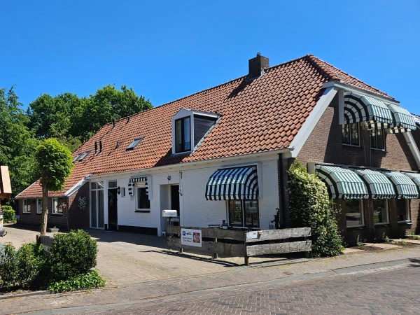 DG746