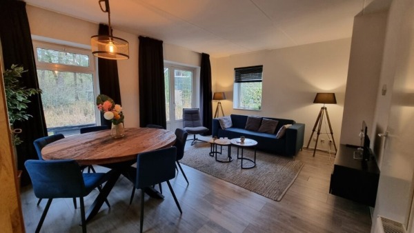 Holiday home Hooghalen