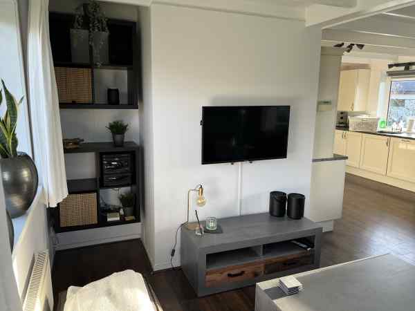 FR280 - Living Room