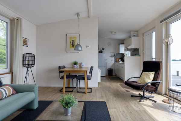 OV425 - Living Room
