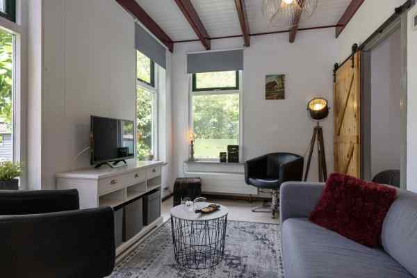 OV480 - Living Room