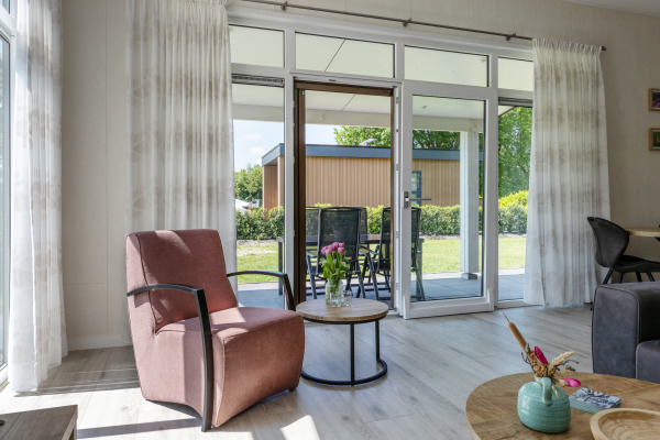 OV787