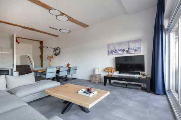 ZH265 - Living Room