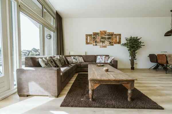 ZH311 - Living Room