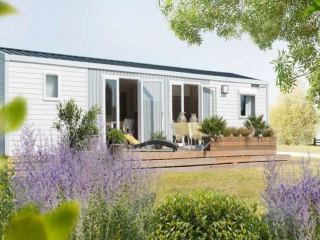 Luxury 6 person chalet in a holiday park near the Belgian coast