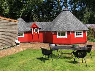 Beautifully located 4 person Finnish holiday home in Roderwolde near G...
