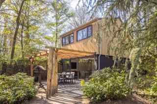 Luxe 6 persoons bungalow met sauna en hottub in de tuin op de Veluwe.