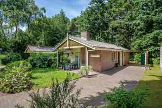 Vrijstaande 6 persoons vakantiewoning op een bungalowpark op de Veluwe
