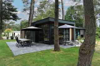 4 person disabled-friendly holiday home on a holiday park on the Veluw...
