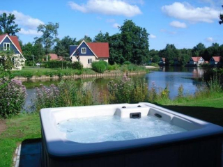 Luxurious holiday home with sauna und Whirlpool in Westerbork