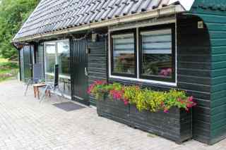 Prachtig gelegen driepersoons vakantiehuis in Nieuw-Weerdinge, Drenthe