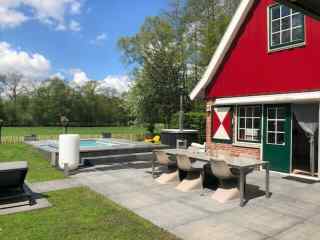 Luxury 6-person holiday home with swimming pool, hot tub, and Finnish...