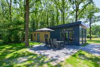 6 persoons vakantiehuis met berging op vakantiepark Drentheland in Zor...