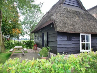 Vacation home next to a vineyard for 4 people in Ruinerwold, Drenthe