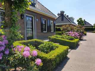 6 person luxury notary house in Nunspeet, on a park on the Veluwemeer