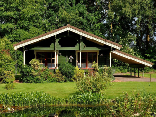Beautiful 6 person Finnish bungalow in Drenthe.