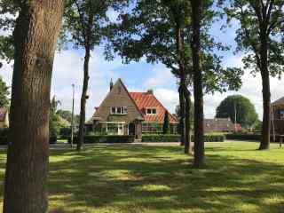 Beautiful 2-person holiday home in a former police station in Rolde
