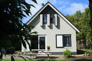 Beautiful 6 person holiday home near the Wadden Sea.
