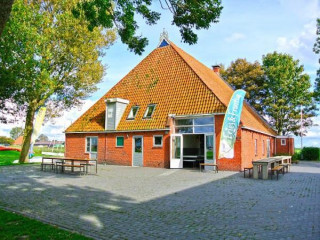 Schöne 40 Personen Gruppenunterkunft in Friesland.