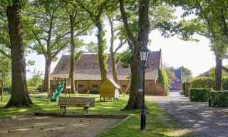 Eigentijds vakantiehuis voor 7 personen met eigen terras in Limburg
