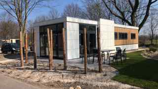Chalet for 6 persons on child-friendly holiday park with indoor and ou...
