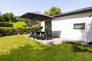 Lodge voor 4 personen op vakantiepark Molenvelden in Veldhoven
