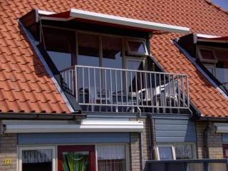 Beautiful holiday apartment for 4 to 6 persons in Den Burg, Texel.