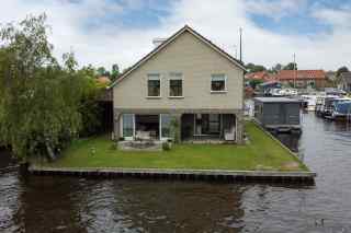 Gemütliches Ferienhaus für 4 Personen am Wasser in Giethoorn, Overijss...