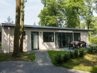 Modern chalet for 4 people on child-friendly holiday park in the woods...