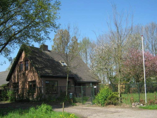 Beautifully situated 9 person holiday home near Kampen