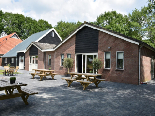 New! 36 person grouphouse near Giethoorn.