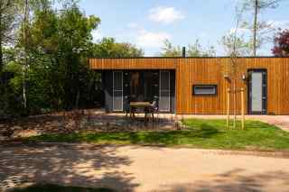 Luxurious 4-person holiday home at Holiday Park Mölke