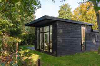 6 person holiday home with view over the Twente fields on holiday park...