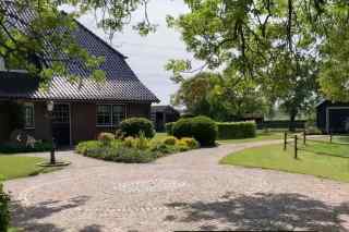 Rural 5-person holiday home near the river Regge in Hellendoorn