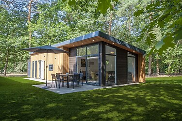 Schönes 4-Personen-Ferienhaus mit privater Sauna im Ferienpark 't Wolf...