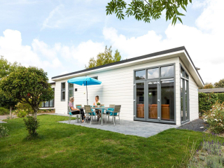 Comfortable 6 person chalet at holiday park in North Holland.