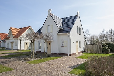 Modern furnished villa 6 persons on holiday park in Cadzand, Zeeland F...