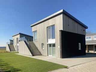 Luxury 7-person holiday home in Kamperland with E-bikes at Veerse Meer