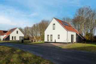 Luxuriöses Ferienhaus für 6 Personen in der Nähe von Nieuwvliet-Bad in...