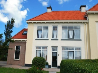 Wonderful group accommodation for 18 persons in Westkapelle close to t...