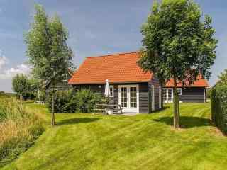 Luxurious holiday home for 5 persons in Wemeldinge, Zuid-Beveland, ide...