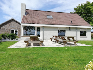 Luxurious groupaccommodation for 23 persons on a holidaypark in Elleme...