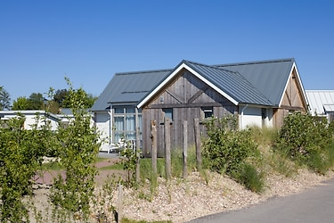 Prachtige 6 persoons Beach Lodge in Nieuwvliet Bad