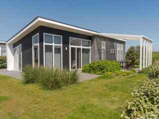 NEW: Beautiful 4 person holiday home in Wemeldinge on the Oosterscheld...